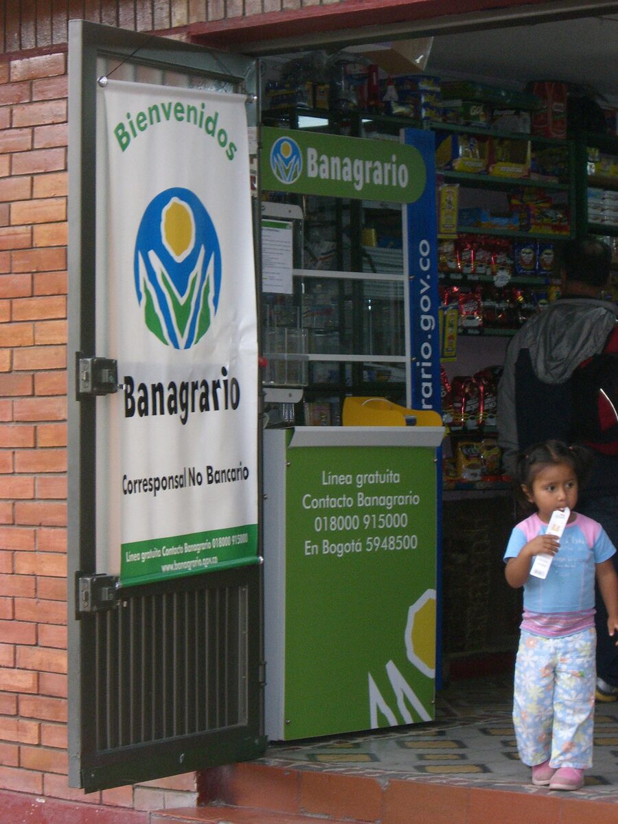 банковский агент — Banking agent stand