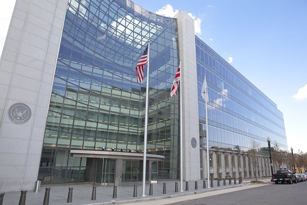 Front façade of the U.S. Securities and Exchange Commission Headquarters